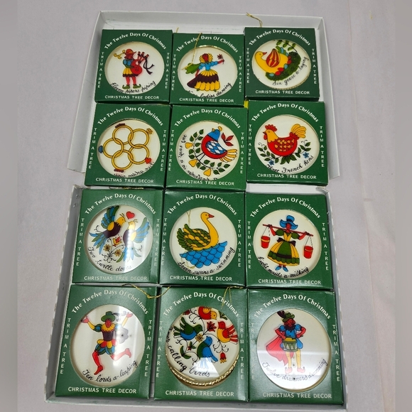 Trim A Tree 1982 The 12 Days Of Christmas Ornaments Folk Art Handmade & Painted - Picture 2 of 13